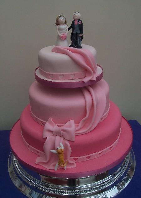 Pink Wedding Cake  Ref IC020