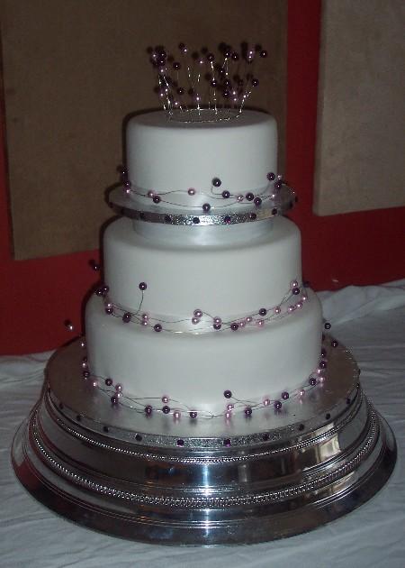Jewellery Wedding Cake   Ref IC009