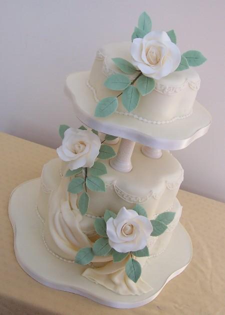 Chocolate Wedding Cake with Sugar Roses  CW024