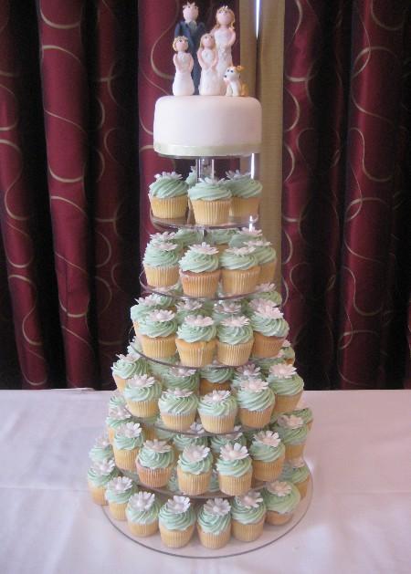 daisy cupcake tower with 6' top tier REF SD037