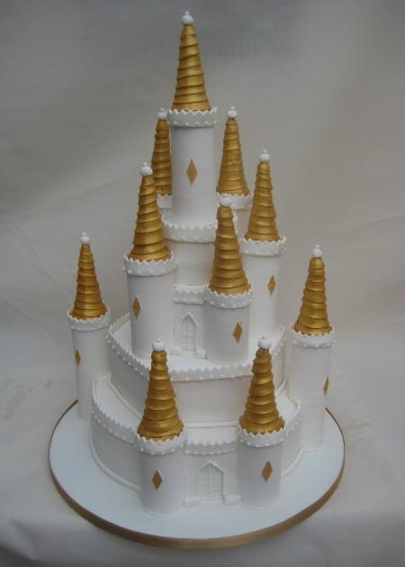 4 tier Castle cake REF SD038
