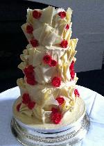 Fans and red rose chocolate wedding cake CW046
