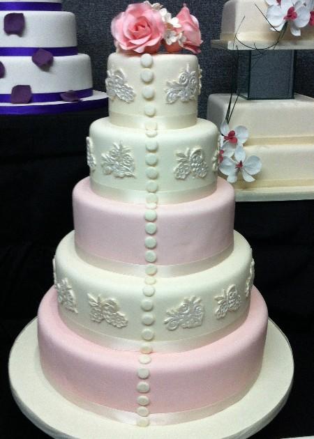 Elegant Lace Wedding Cake IC132