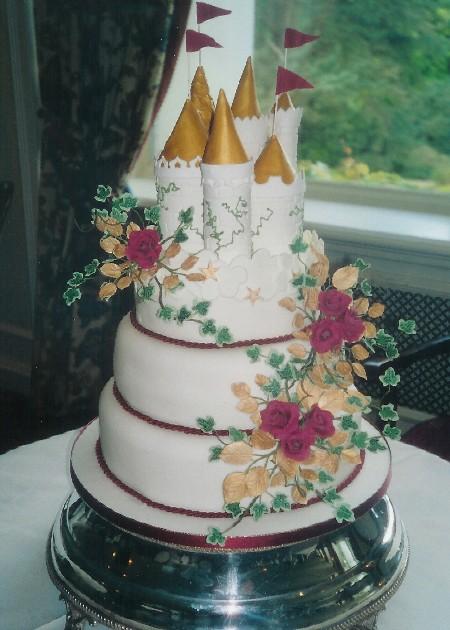 Fairytale Castle Wedding Cake  Ref IC708